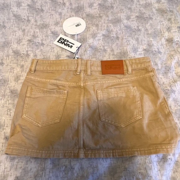 BNWT beige mini skirt from Princess Polly (size small/medium) - Picture 3 of 3
